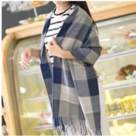 Scarves for sale! Could be bought individually or in bulk. - Picture 10 of 16